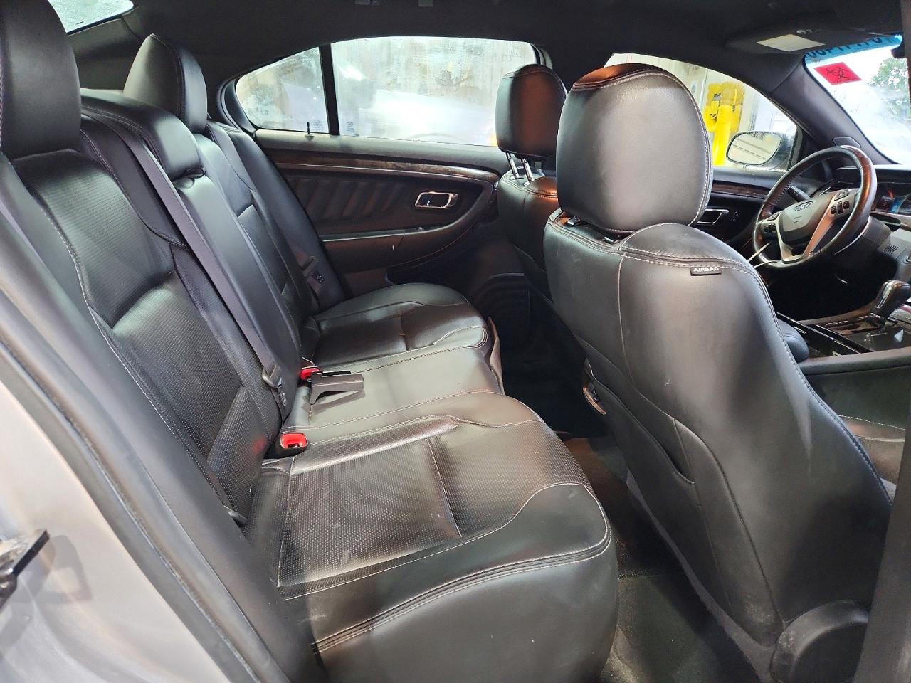 Ford Taurus Limited