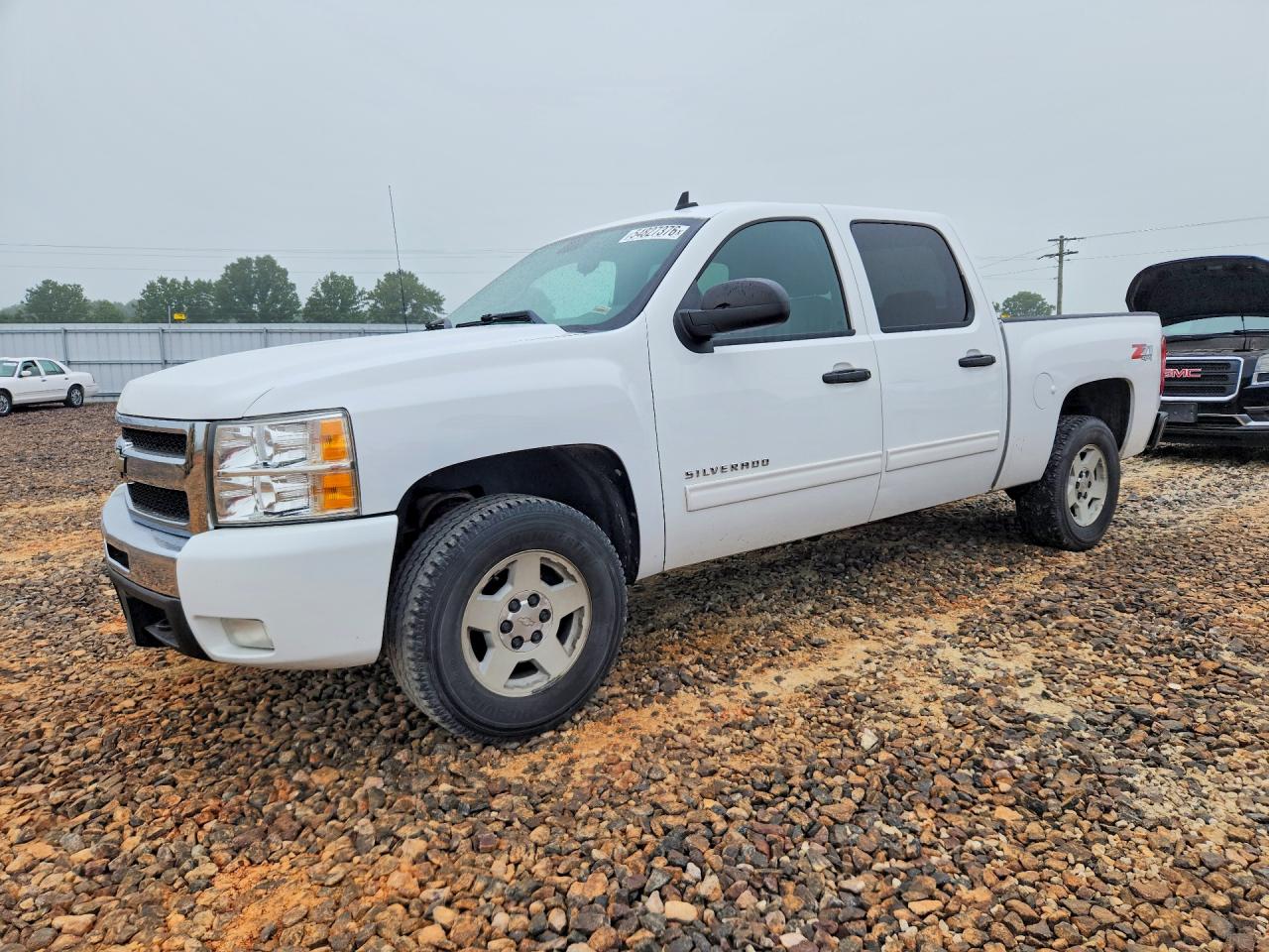 Salvage Chevrolet Silverado Image