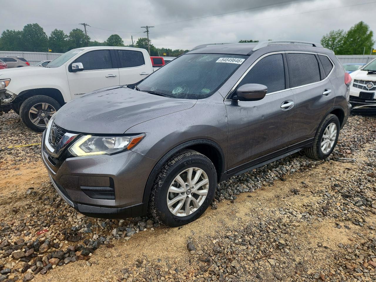 Salvage Nissan Rogue Image