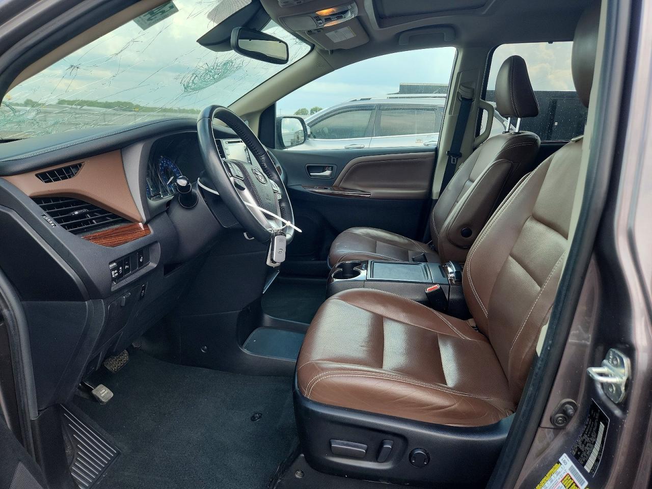 Toyota Sienna Limited 7-passenger