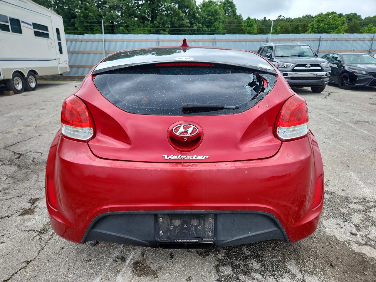 Hyundai VELOSTER Base