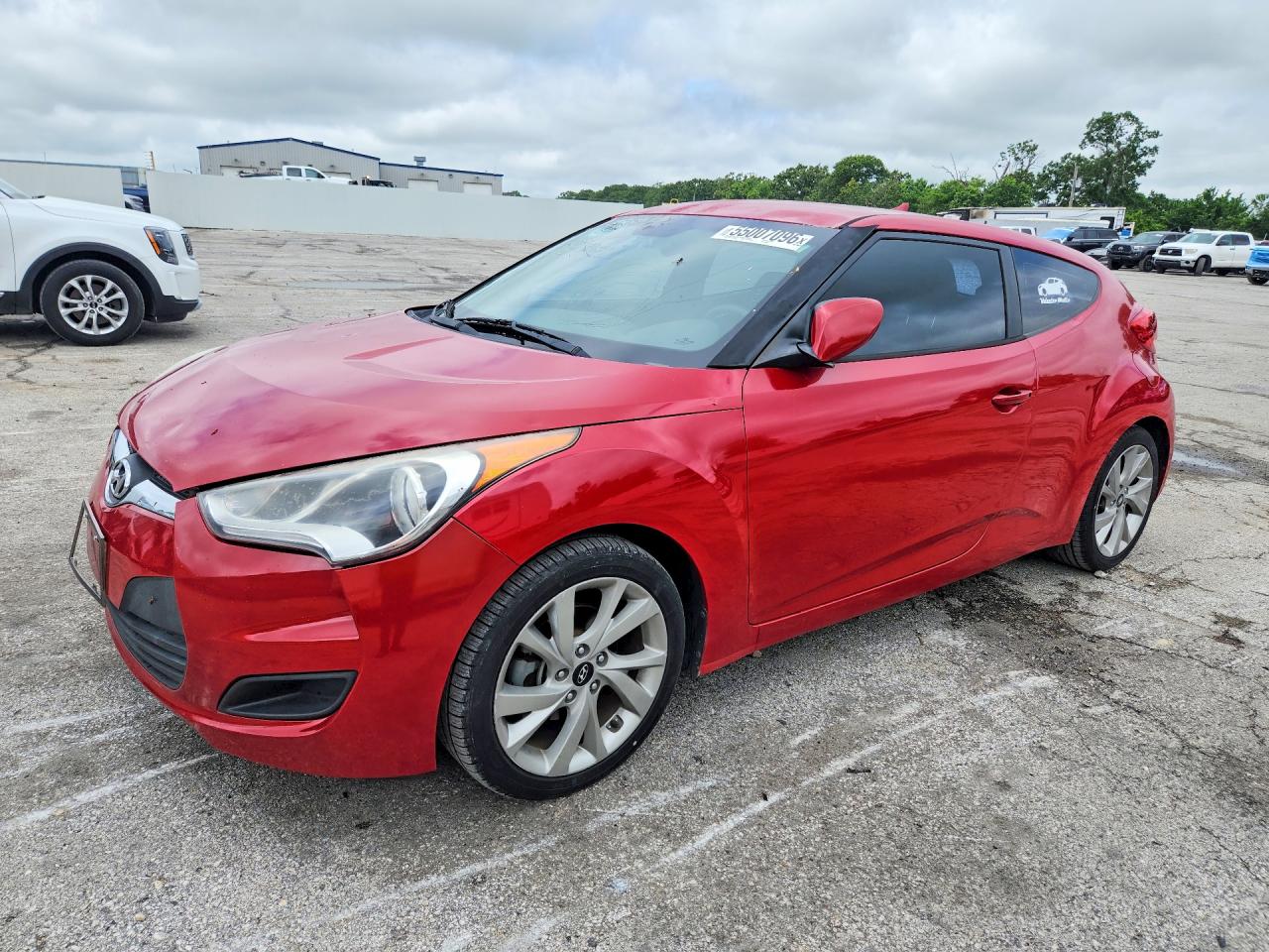 Salvage Hyundai VELOSTER Image