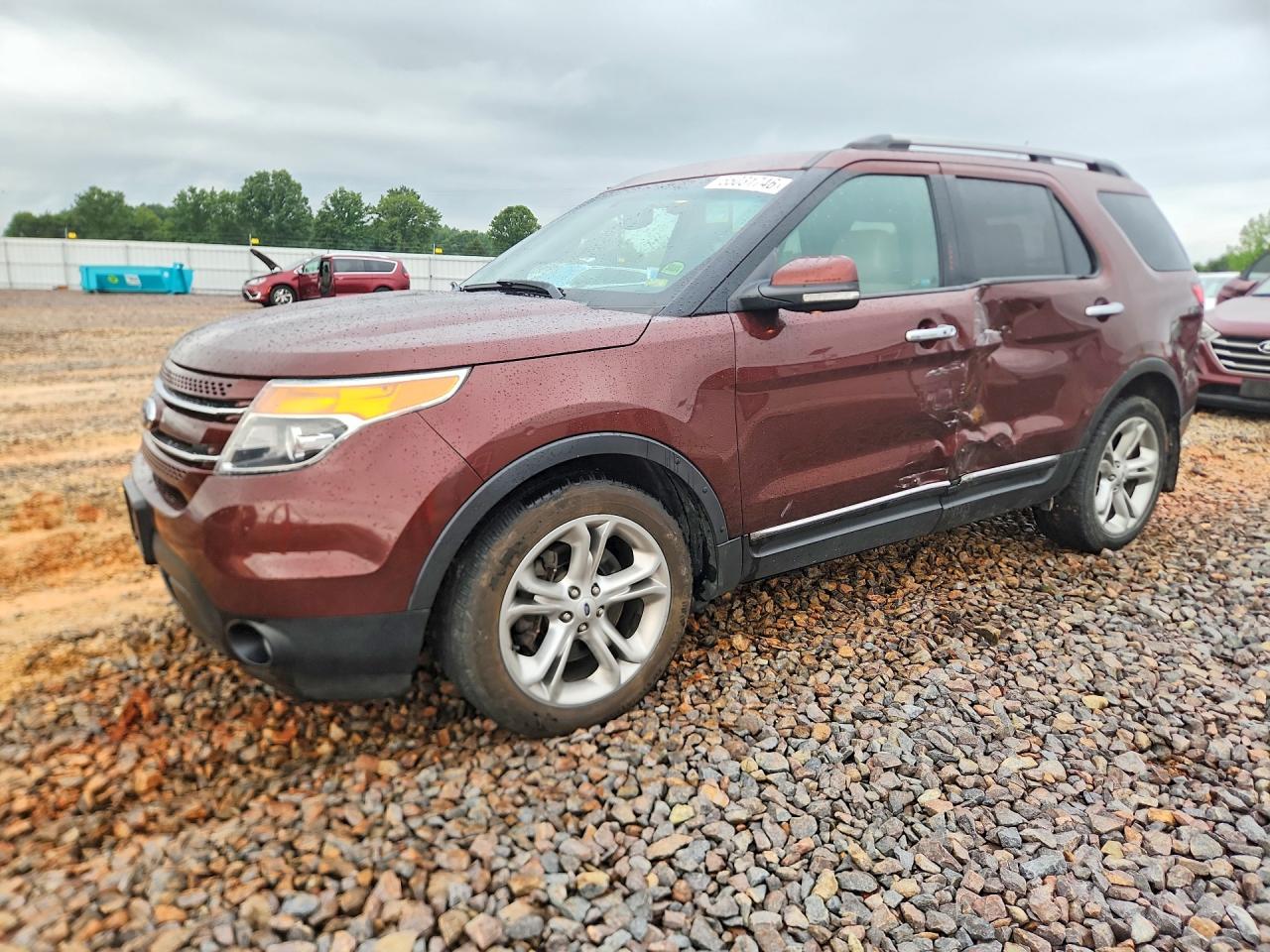 Salvage Ford Explorer Image