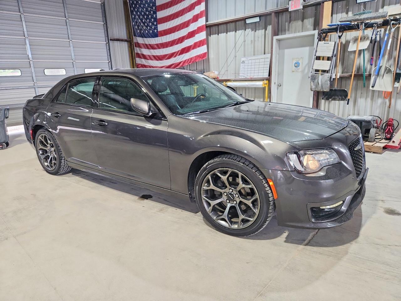 Chrysler 300 S