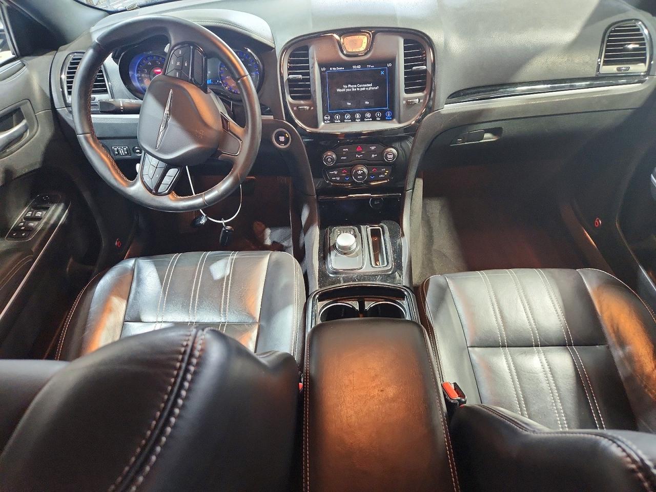 Chrysler 300 S