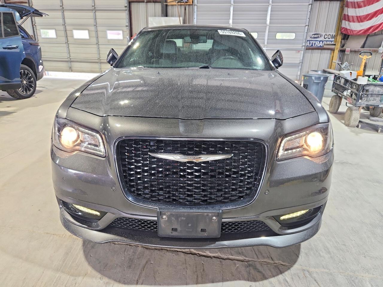 Chrysler 300 S