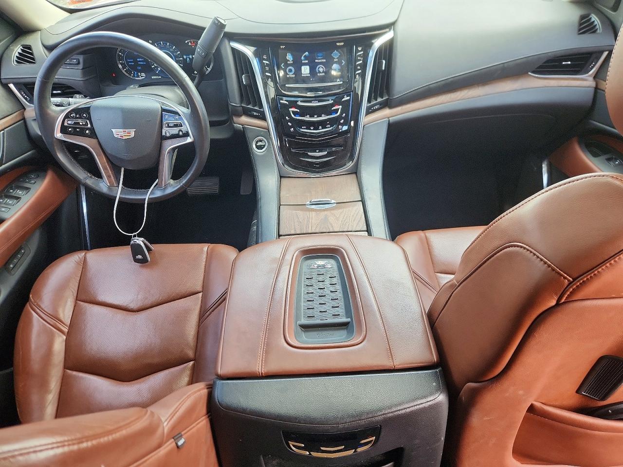 Cadillac Escalade Esv Premium