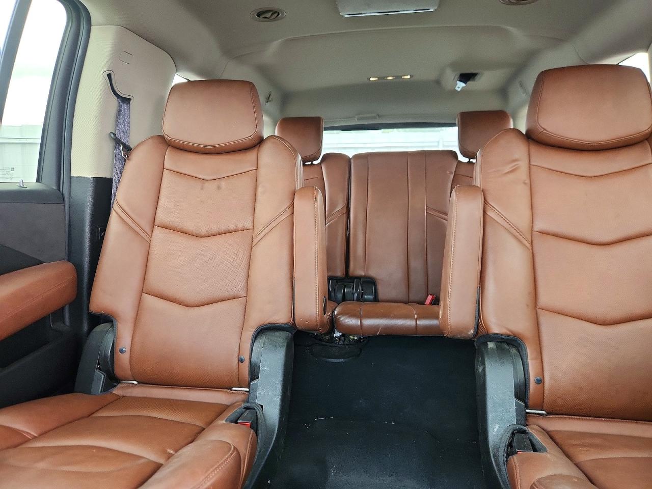 Cadillac Escalade Esv Premium