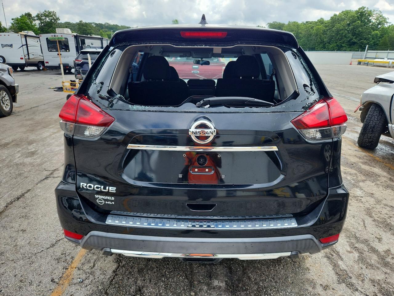 Nissan Rogue S