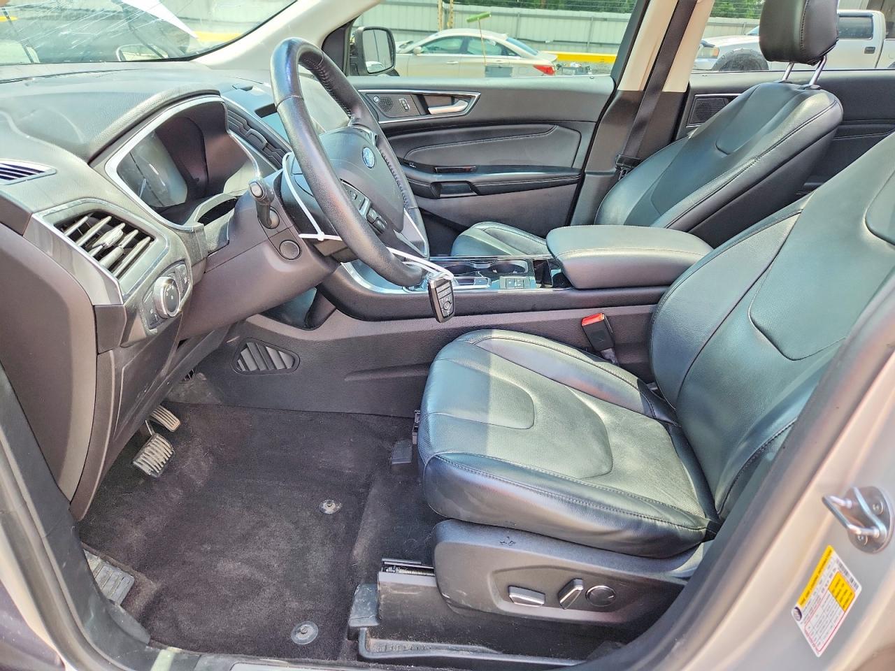 Ford Edge Titanium