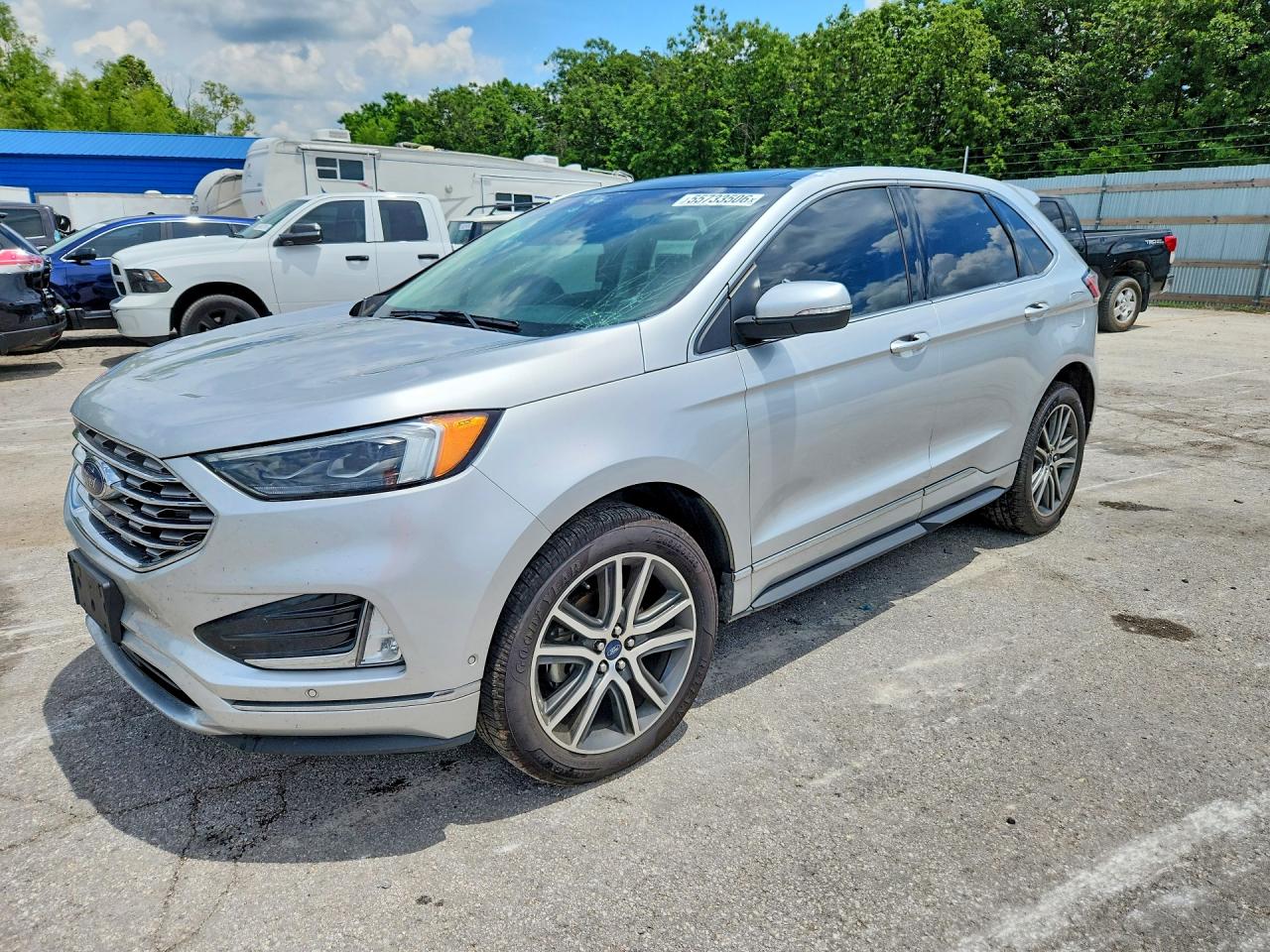 Salvage Ford Edge Image