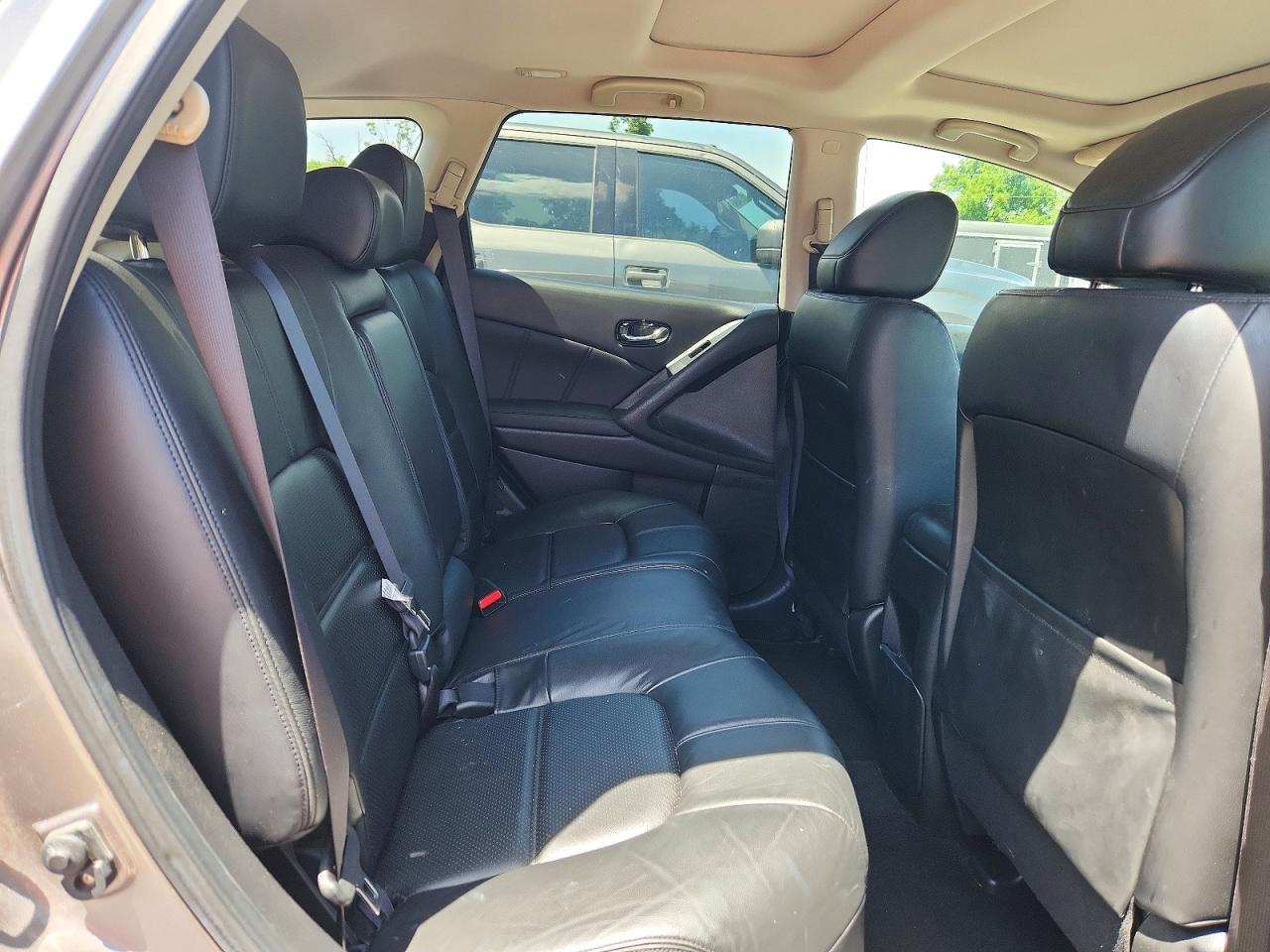 Nissan Murano S