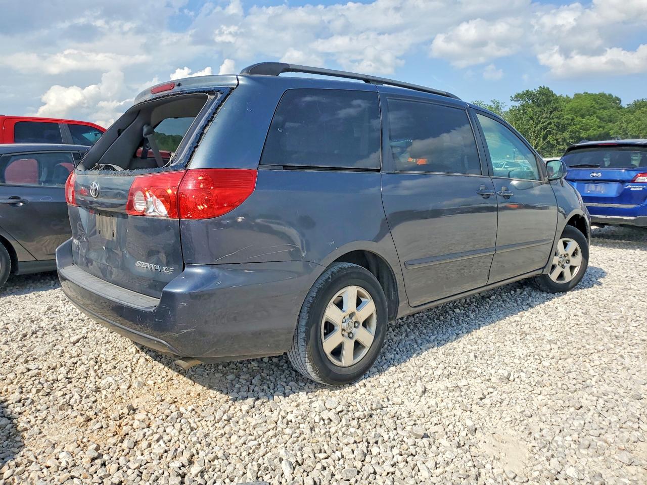 Toyota Sienna Xle