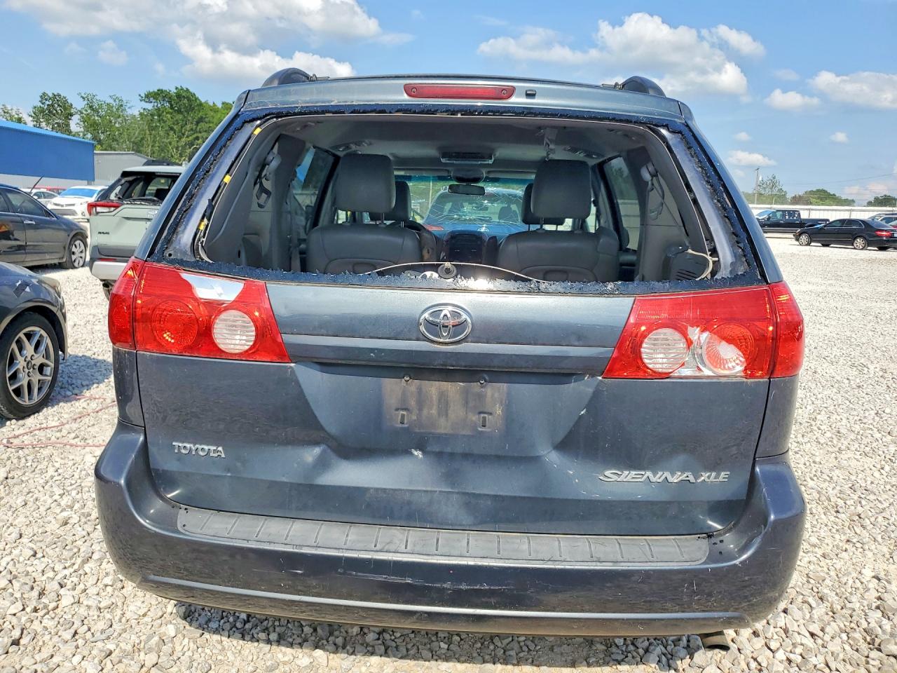 Toyota Sienna Xle