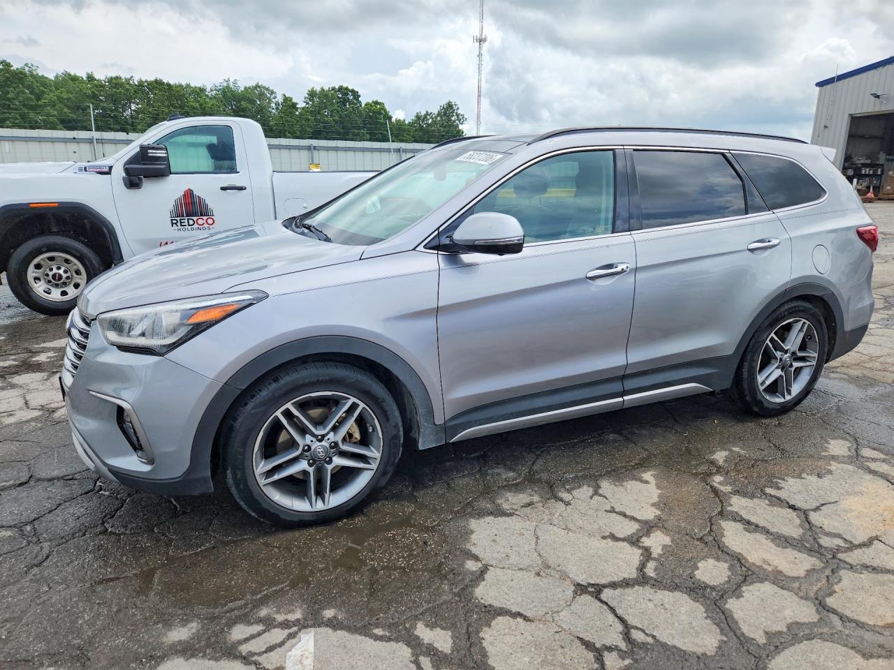 Salvage Hyundai SANTA FE Image