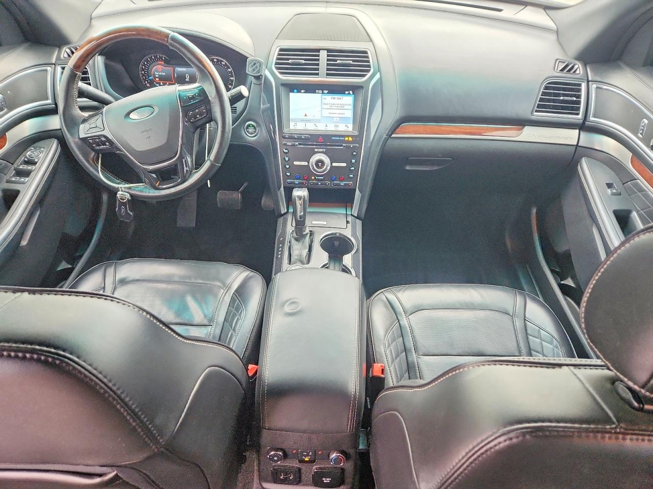 Ford Explorer Platinum