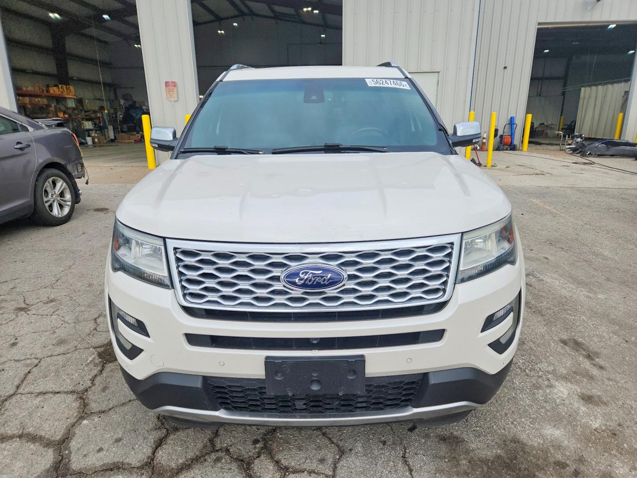 Ford Explorer Platinum