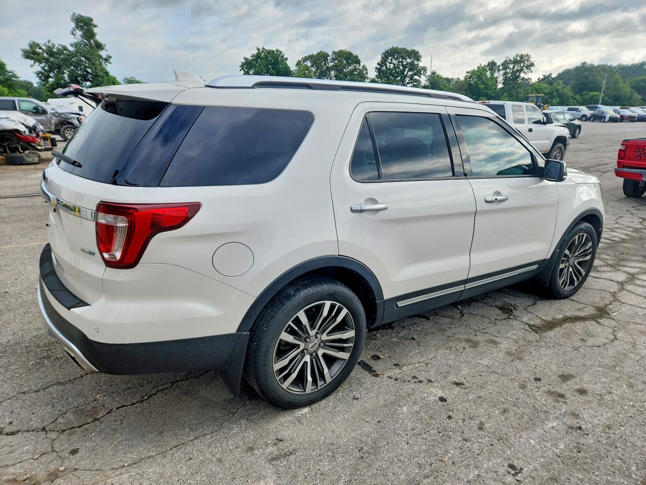 Ford Explorer Platinum