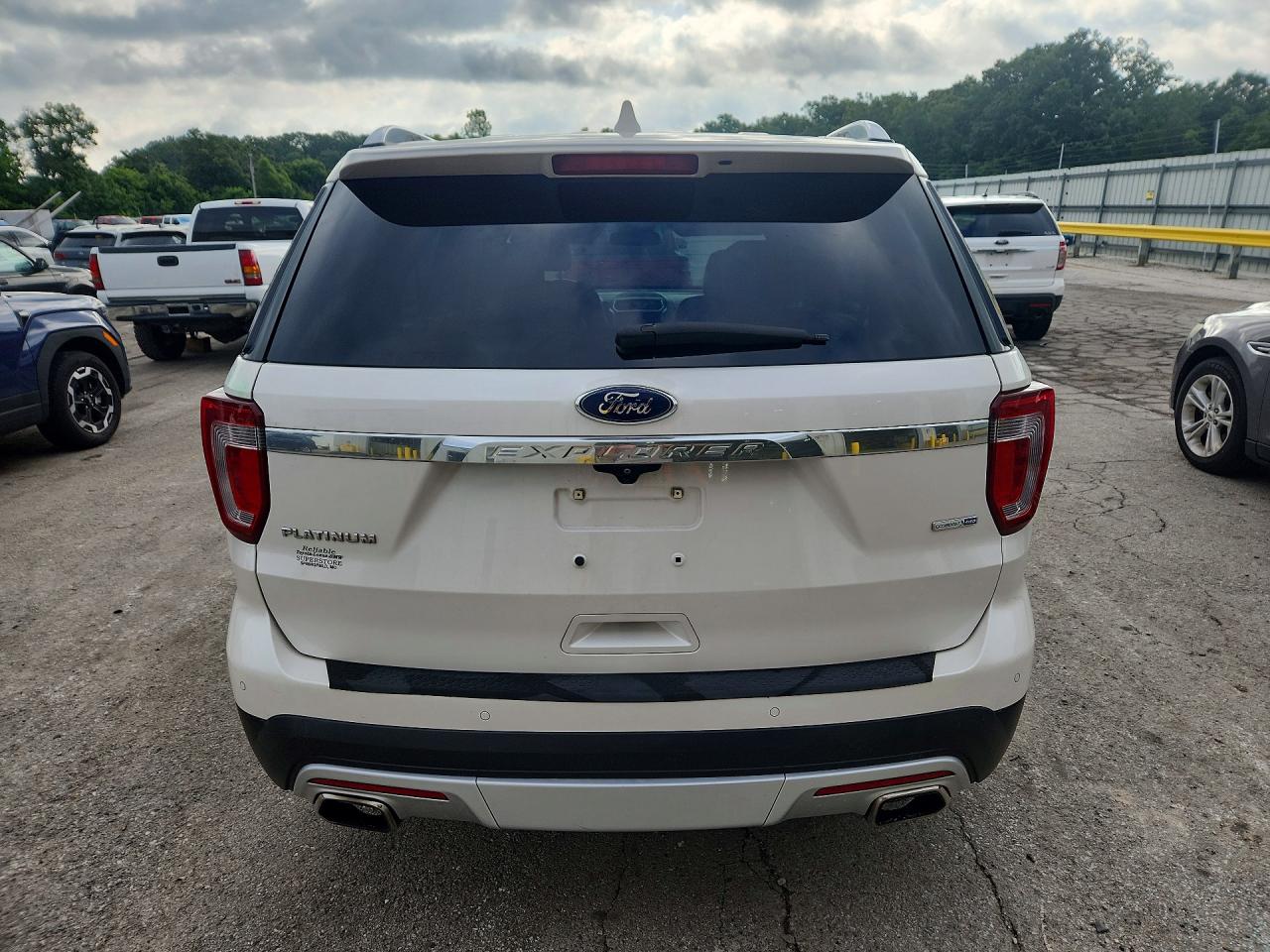 Ford Explorer Platinum