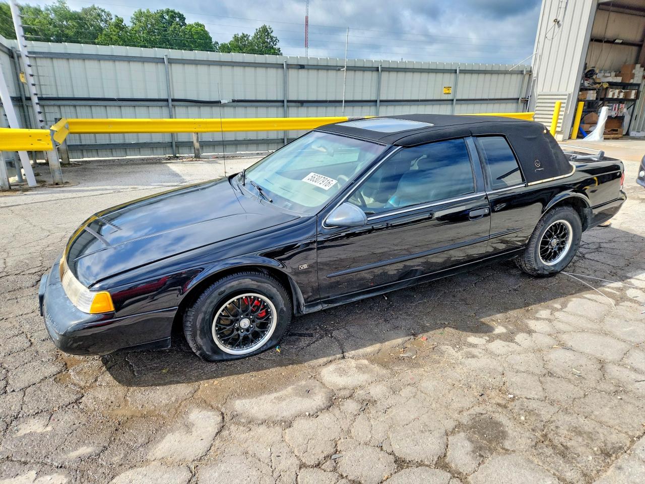 Salvage Mercury Cougar Image