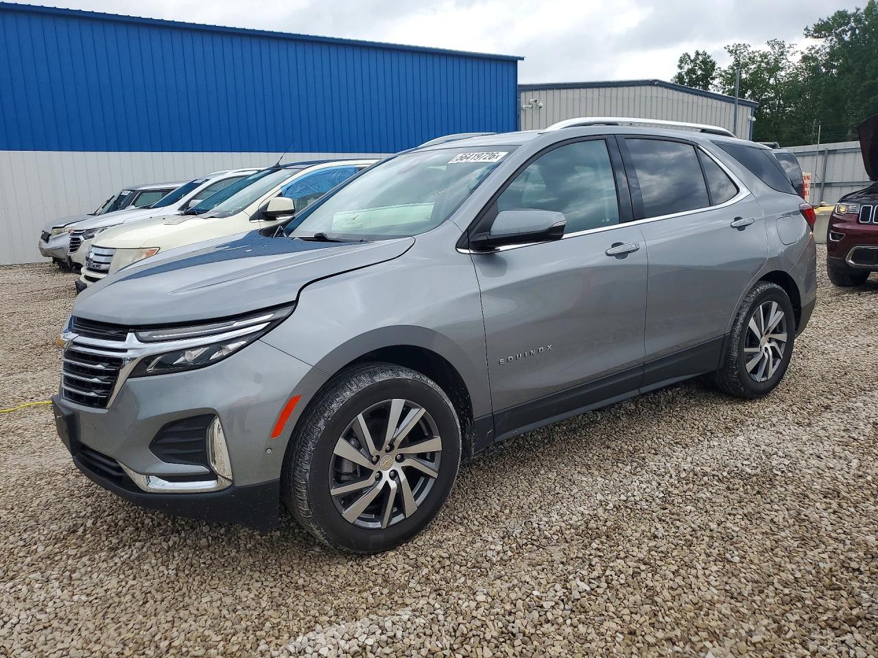 Salvage Chevrolet Equinox Image