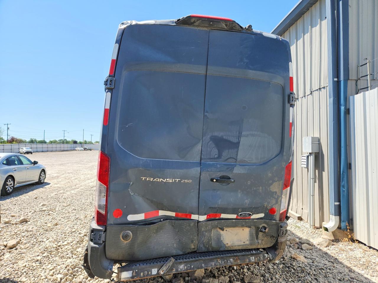 Ford Transit T-250