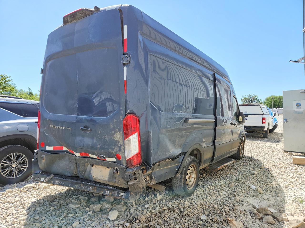 Ford Transit T-250