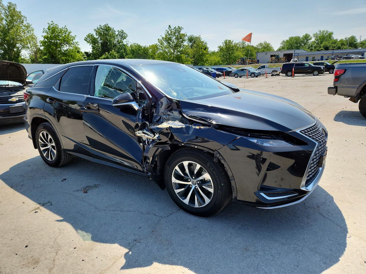 Lexus RX Base