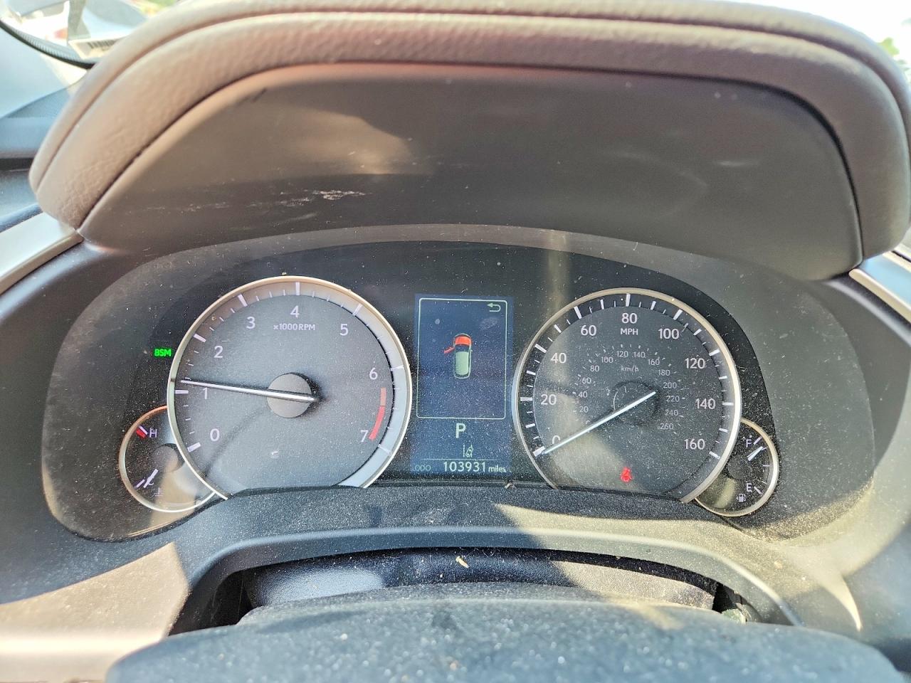 Lexus RX Base
