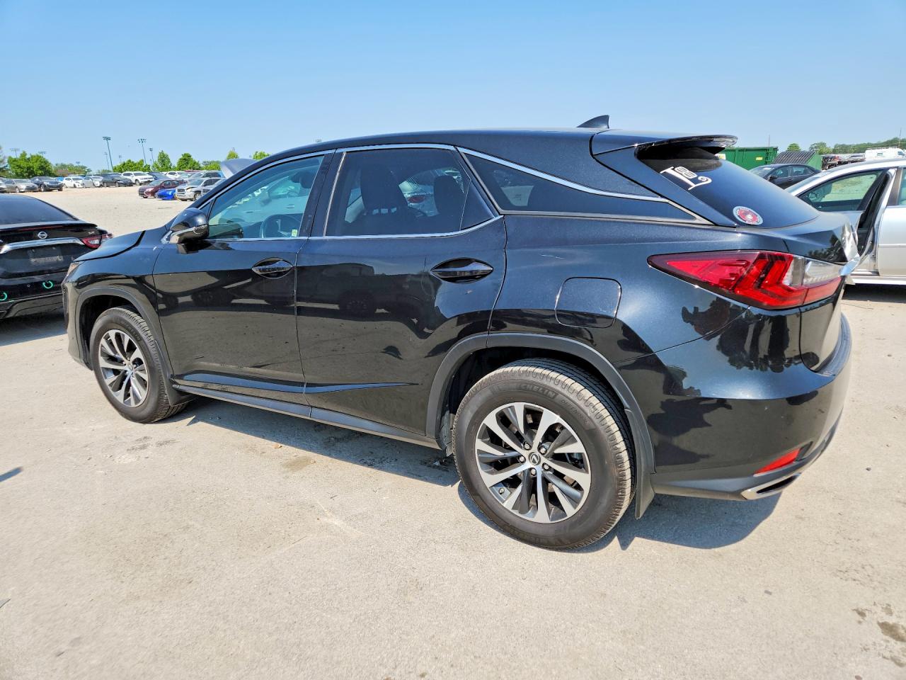 Lexus RX Base