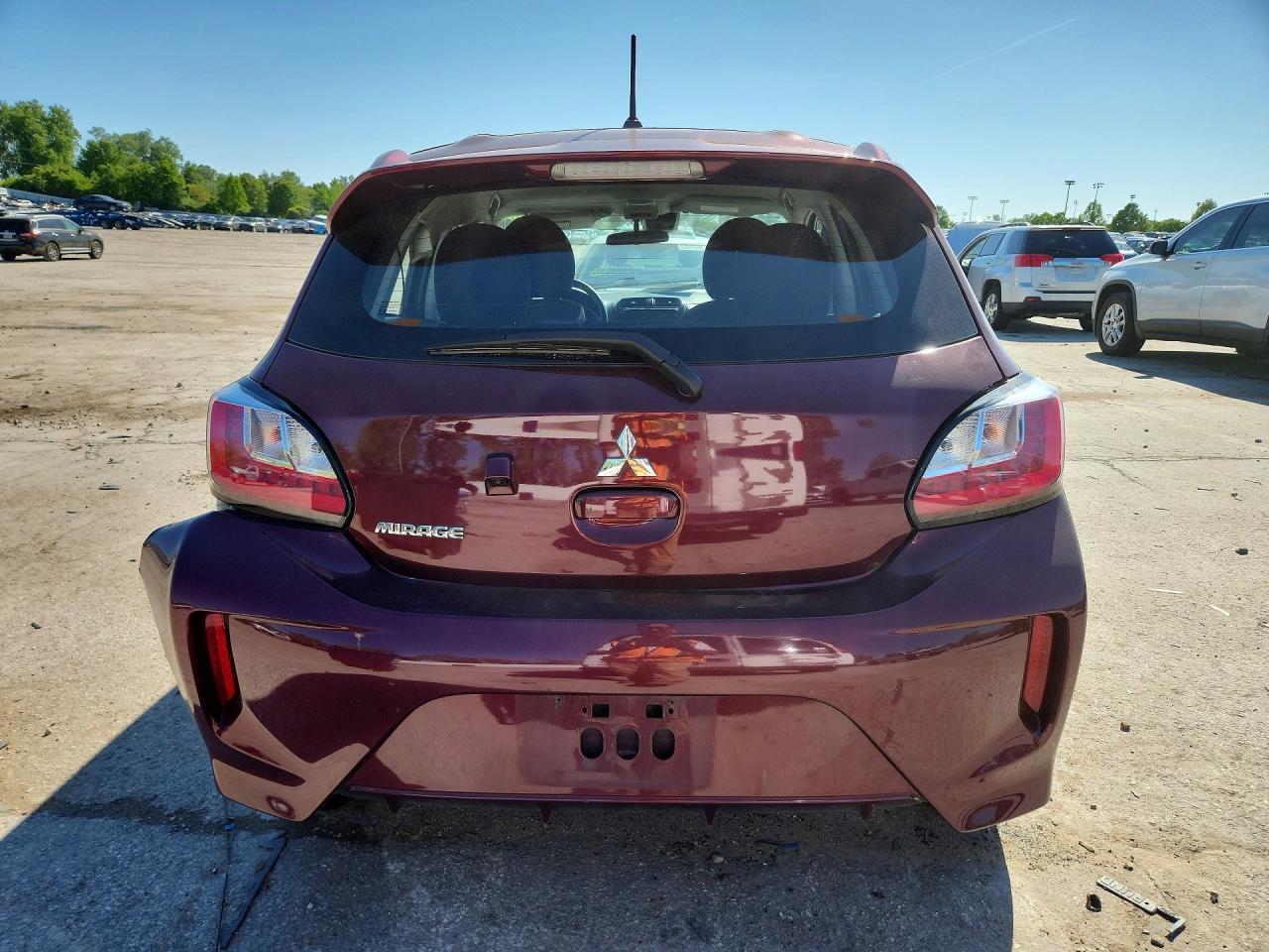 Mitsubishi Mirage Es