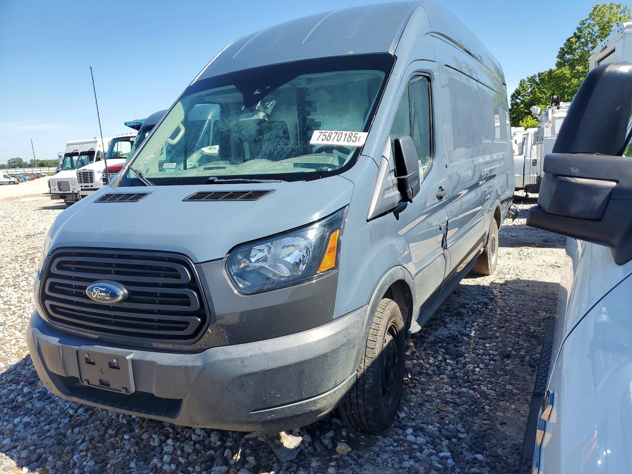 Salvage Ford Transit Image