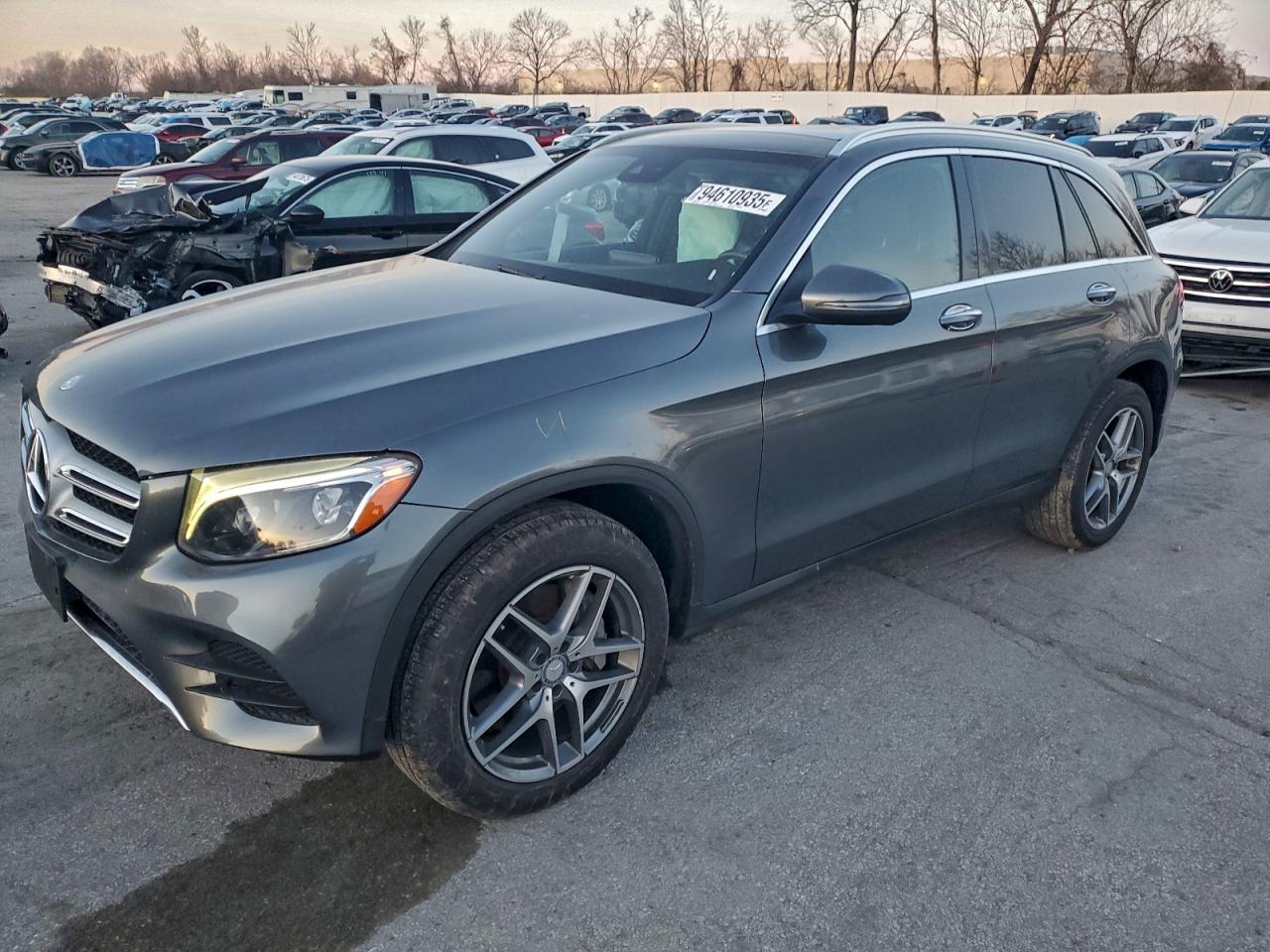 Salvage Mercedes-Benz GLC Image