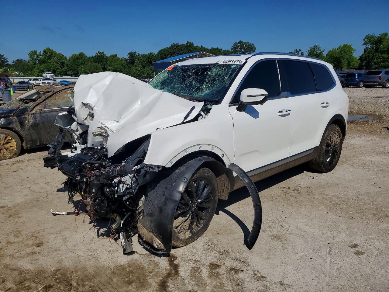 Salvage Kia Telluride Image