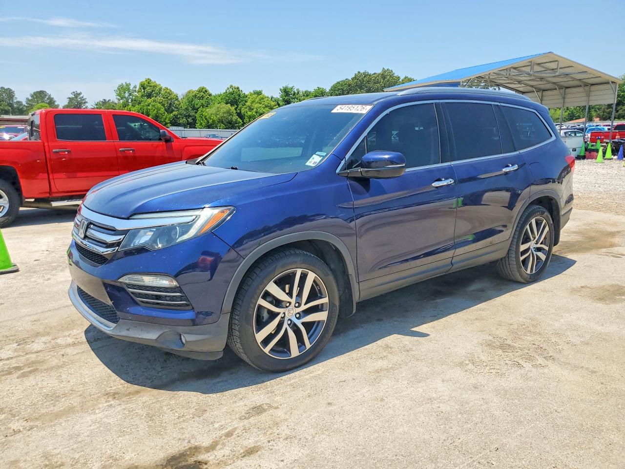 Salvage Honda Pilot Image