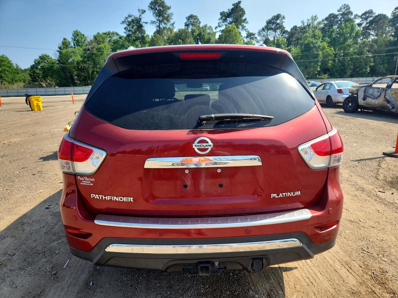 Nissan Pathfinder S