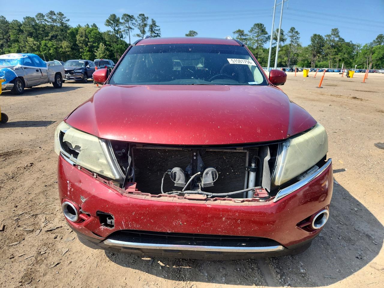 Nissan Pathfinder S