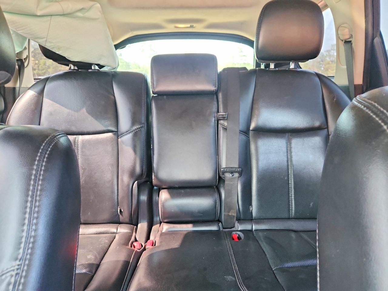 Nissan Pathfinder S