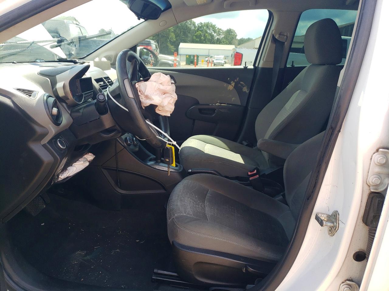 Chevrolet Sonic Ls