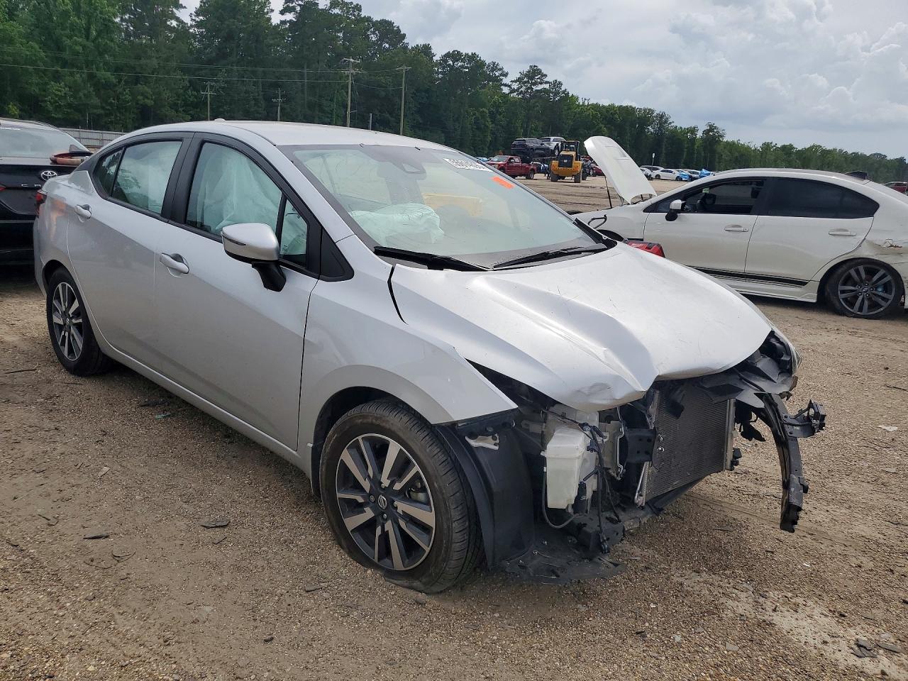 Nissan Versa Sv