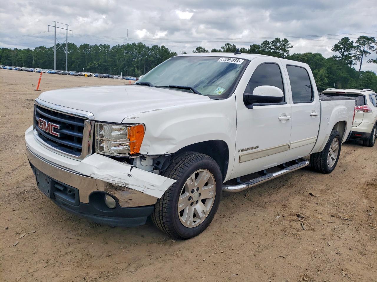 Salvage GMC Sierra Image
