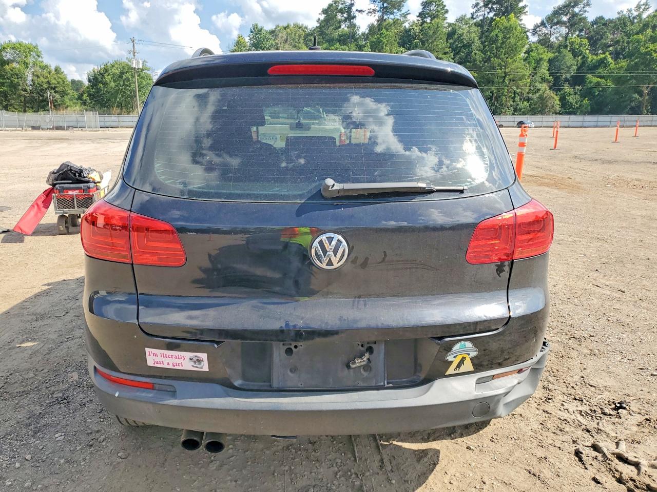 Volkswagen Tiguan S