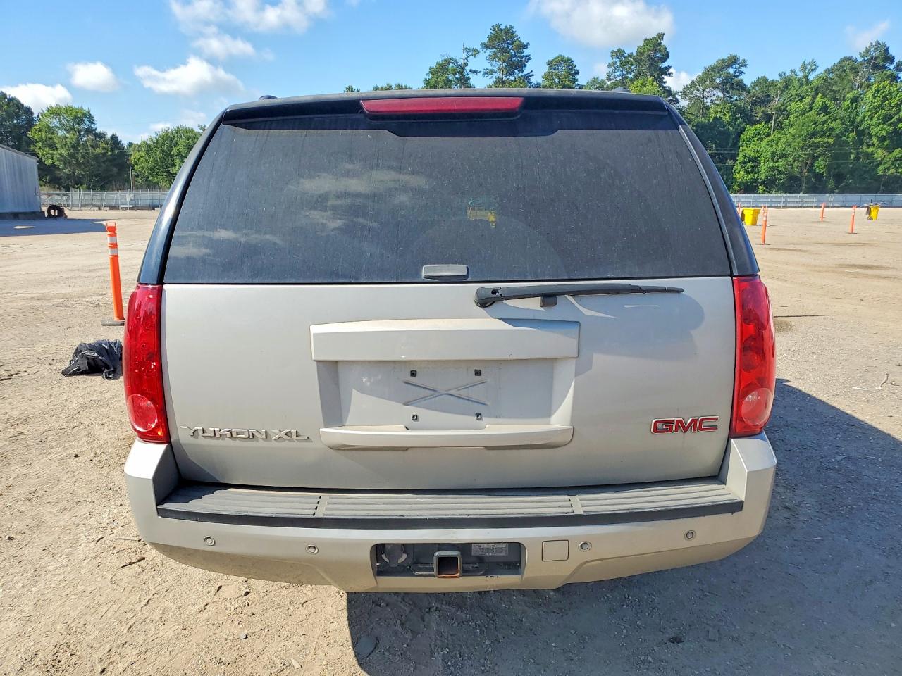 GMC Yukon C1500