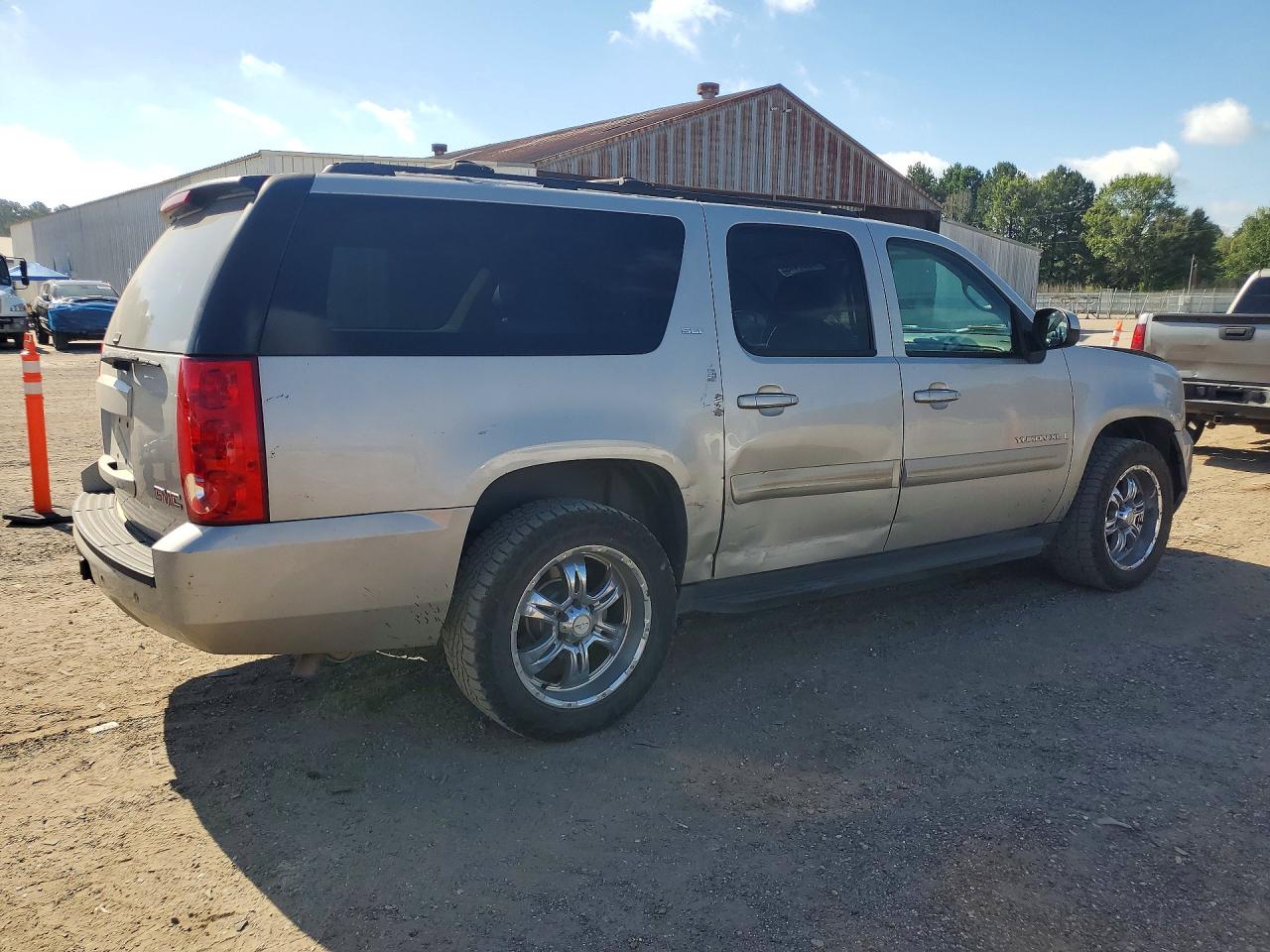 GMC Yukon C1500
