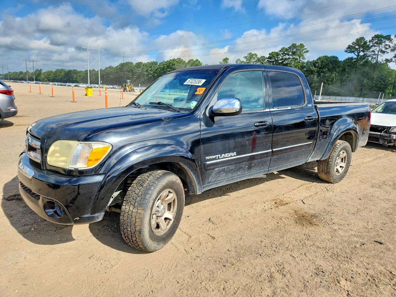 Salvage Toyota Tundra Image