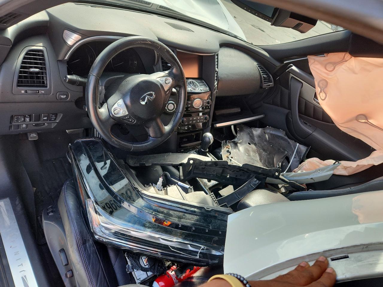 INFINITI Qx Base
