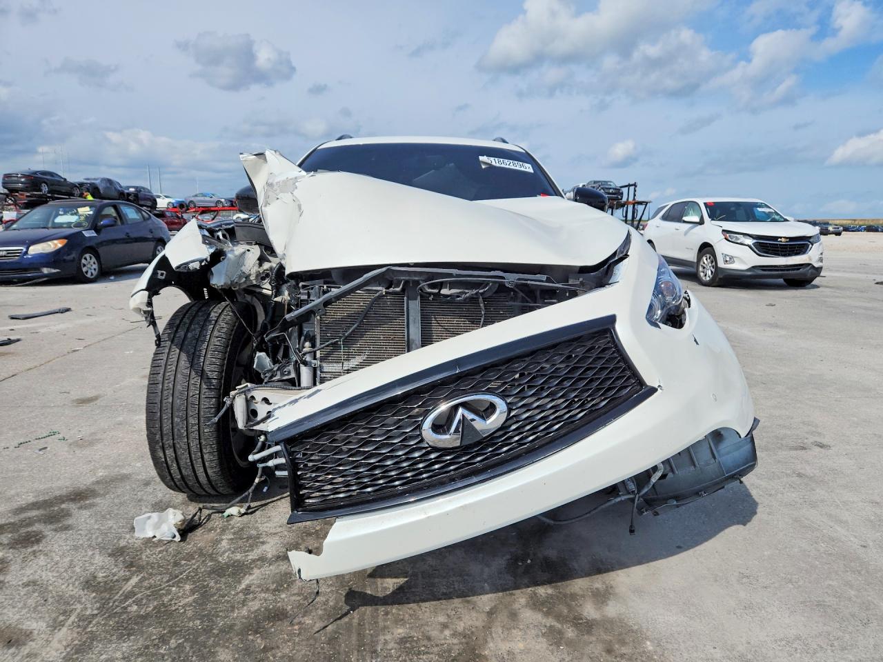 INFINITI Qx Base