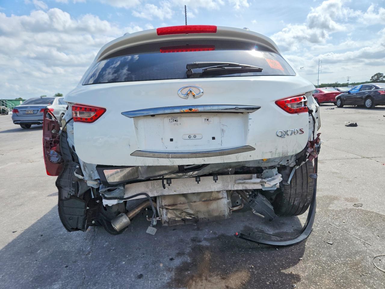 INFINITI Qx Base
