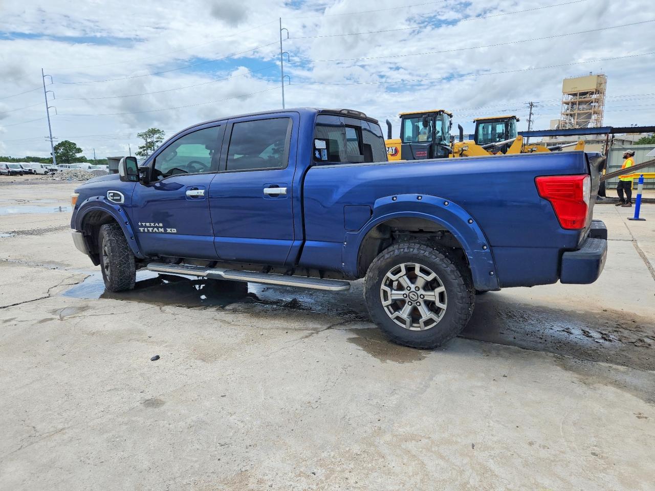Nissan Titan Sl
