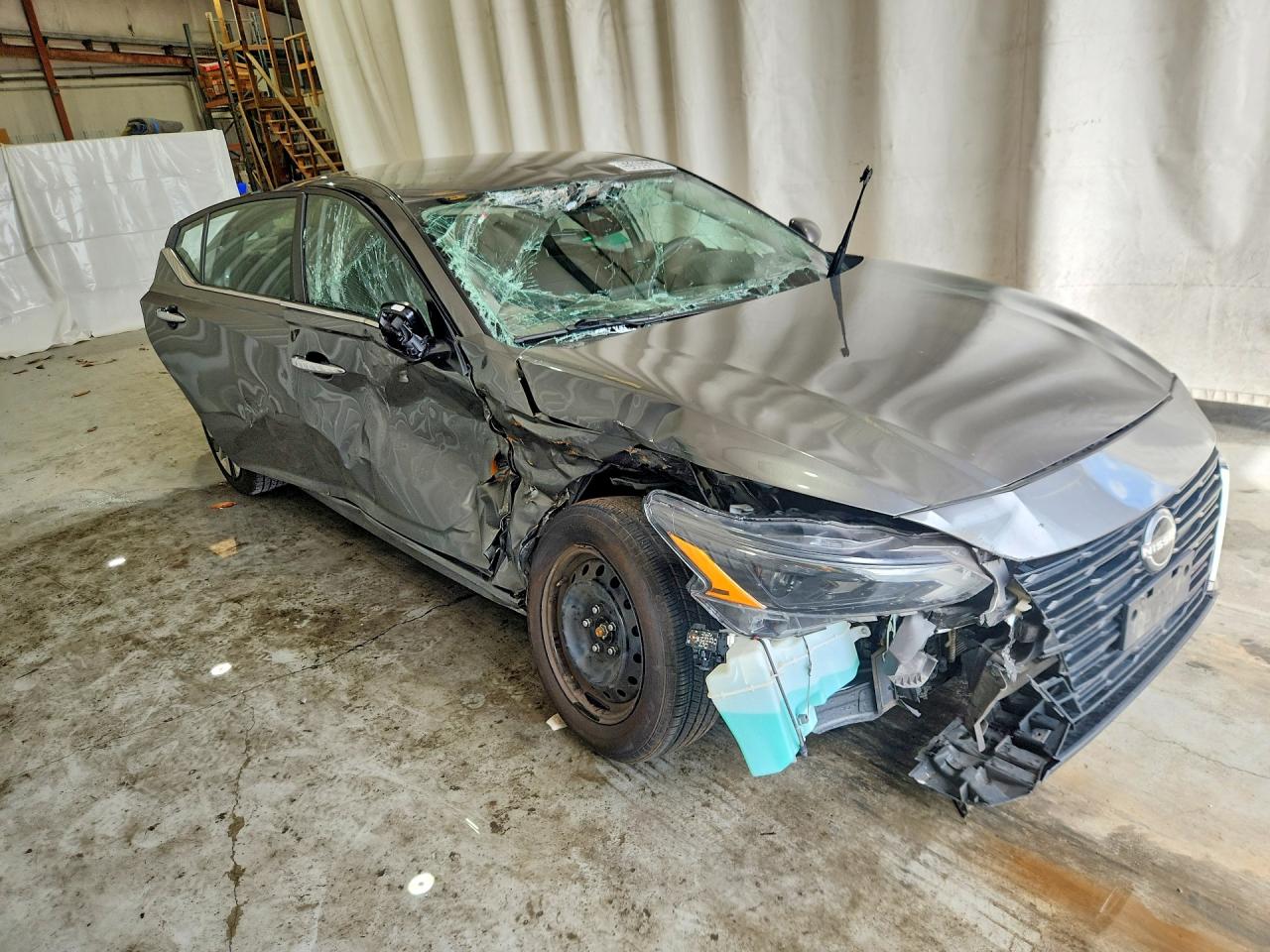 Nissan Altima S
